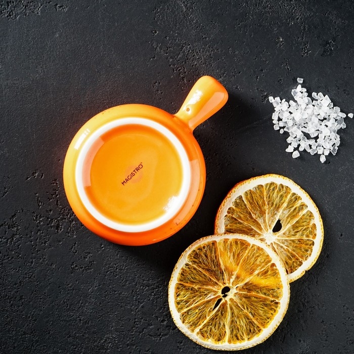 Кокотница фарфоровая Magistro «Церера», 80 мл, d=7,5 см, цвет оранжевый Кокотница фарфоровая Magistro «Церера», 80 мл, d=7,5 см, цвет оранжевый