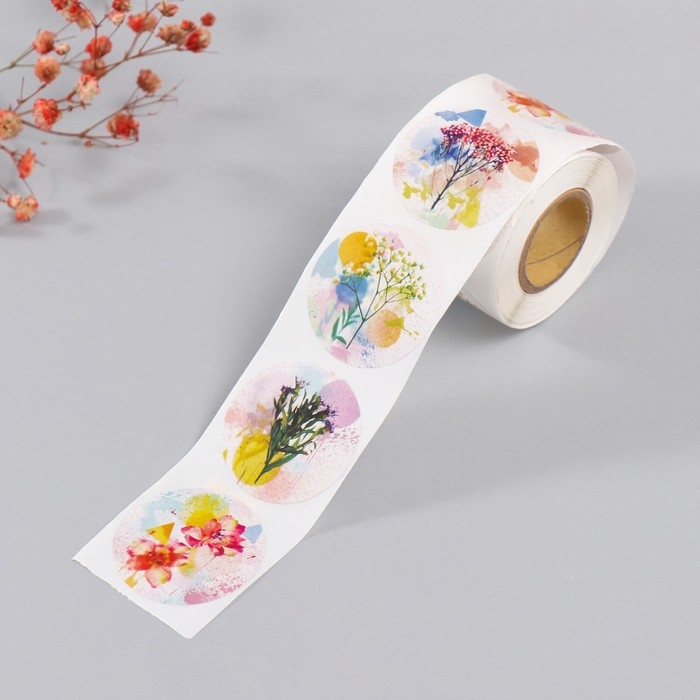 Наклейка бумага Наклейка бумага "Цветочная акварель" d=3,8 см 252 шт в рулоне