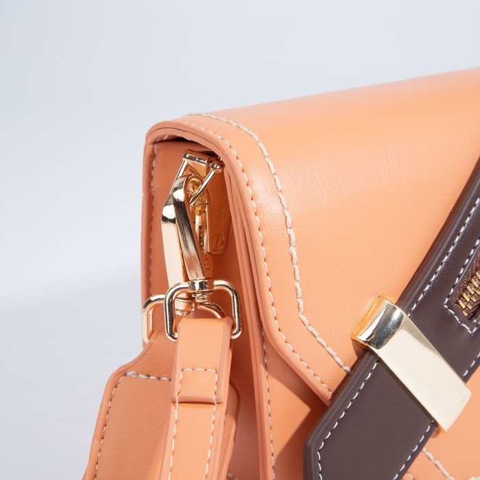 Сумка-мессенджер на магните, цвет персиковый Сумка-мессенджер на магните, цвет персиковый