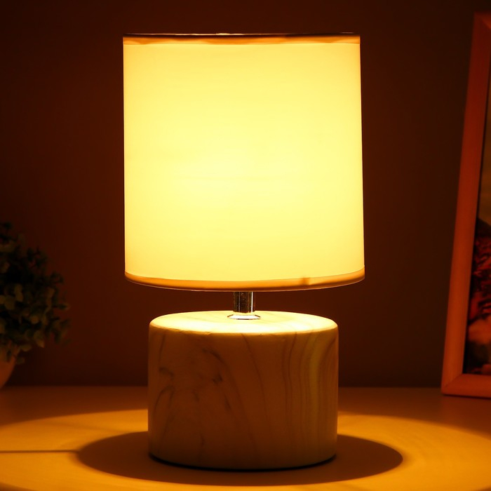 Лампа настольная 16374/1 E14 40Вт бело-серый 16х16х29 см RISALUX Лампа настольная 16374/1 E14 40Вт бело-серый 16х16х29 см RISALUX