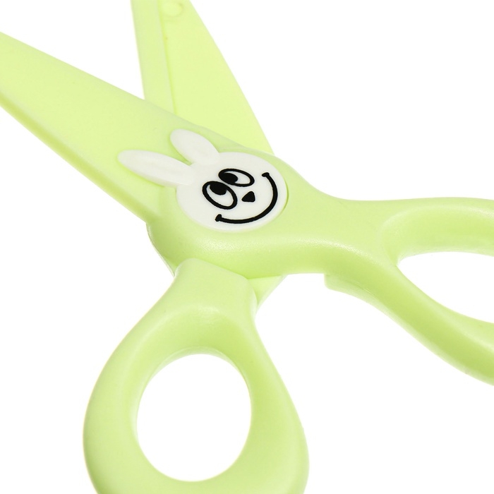 Ножницы 11,8см пластиковые ручки, закругленные концы лезвий, Зайчик зеленый CALLIGRATA Ножницы 11,8см пластиковые ручки, закругленные концы лезвий, Зайчик зеленый CALLIGRATA