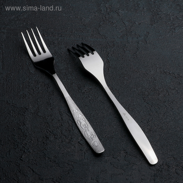 Вилка детская столовая «Непоседа», длина 18 см, толщина 2 мм, цвет серебряный Вилка детская столовая «Непоседа», длина 18 см, толщина 2 мм, цвет серебряный