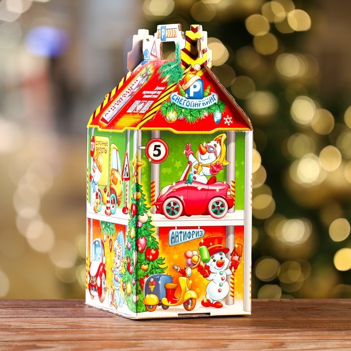 Новый год. Подарочная коробка Новый год. Подарочная коробка "Парковка Снеговиков", 17,5 х 14,5 х 29 см.