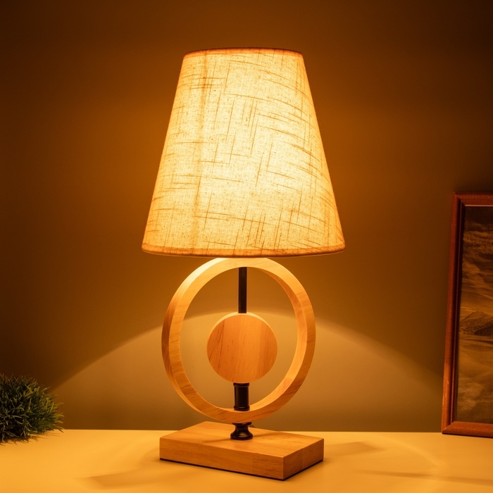 Лампа настольная Лампа настольная "Конье" 1х40Вт Е27 светлое дерево 11,5х11,5х27см