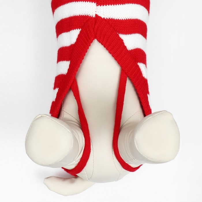 Свитер "Ягодка", размер M (ДС 30, ОШ 27, ОГ 40 см)