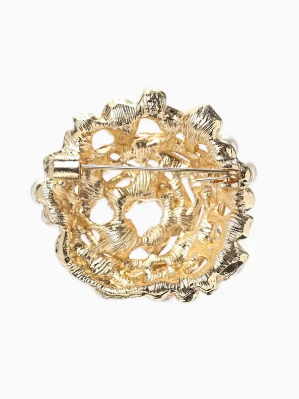 Брошь &laquo;Жемчуг&raquo;, гнездо, цвет белый в золоте