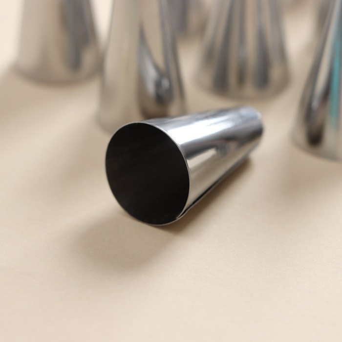 Набор кондитерский «С любовью», 14 предметов: насадки 12 шт d=1,7 см, адаптер, мешок 30×15 см Набор кондитерский «С любовью», 14 предметов: насадки 12 шт d=1,7 см, адаптер, мешок 30×15 см