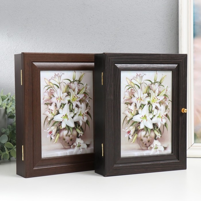 Ключница Ключница "Букет белых лилий" венге 19х24 см МИКС