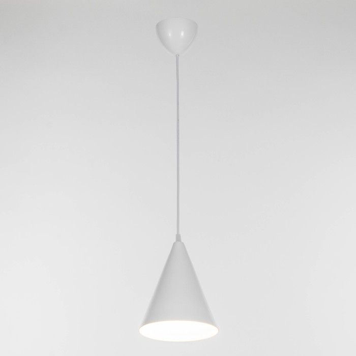 Светильник BayerLux "Конус" 1х40Вт Е14 белый 16х16х20см