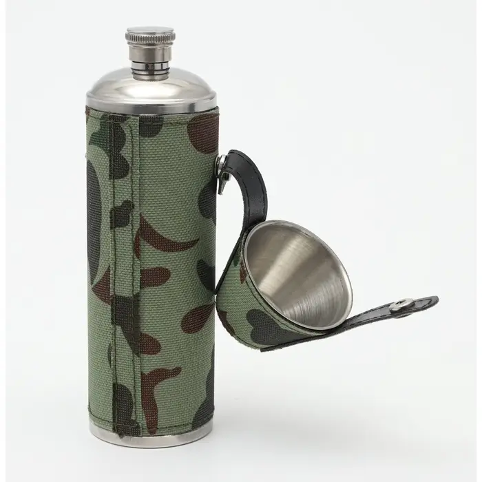 Фляжка Мастер К, 300 мл, 2 стопки 30 мл, в чехле, подарочная, нержавеющая сталь, зелёная