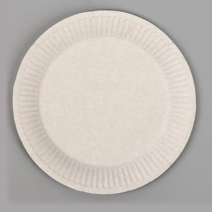 Тарелка одноразовая бумажная «Футбол» Тарелка одноразовая бумажная «Футбол»