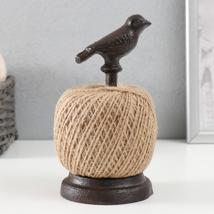 Сувенир катушка для ниток чугун Сувенир катушка для ниток чугун "Птица на жёрдочке" 9х9х17,5 см