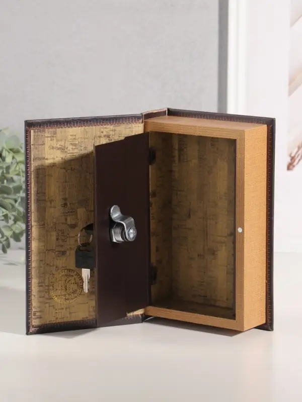Шкатулка книга - сейф &laquo;Открытие нового мира&raquo;, дерево, искусственная кожа, 21&times;13&times;5 см
