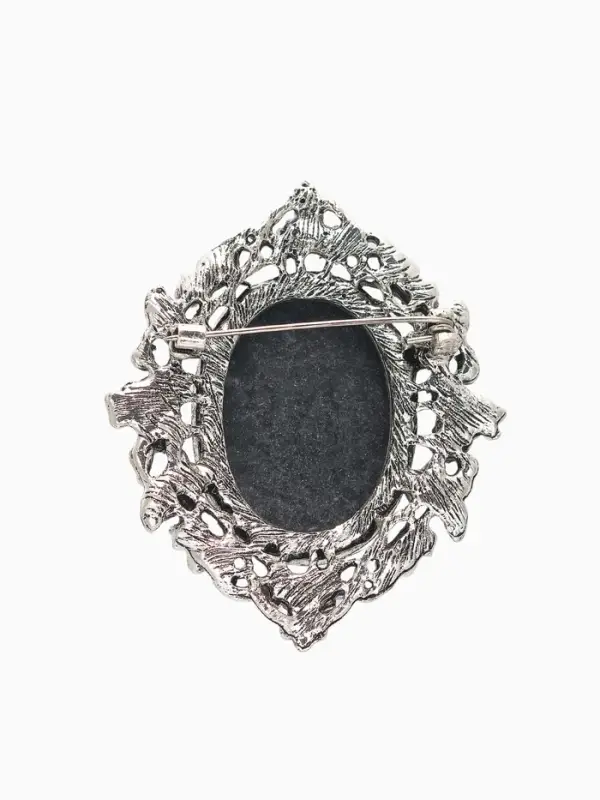 Брошь &laquo;Камея&raquo;, в цветах, чёрно-белая в чернёном серебре