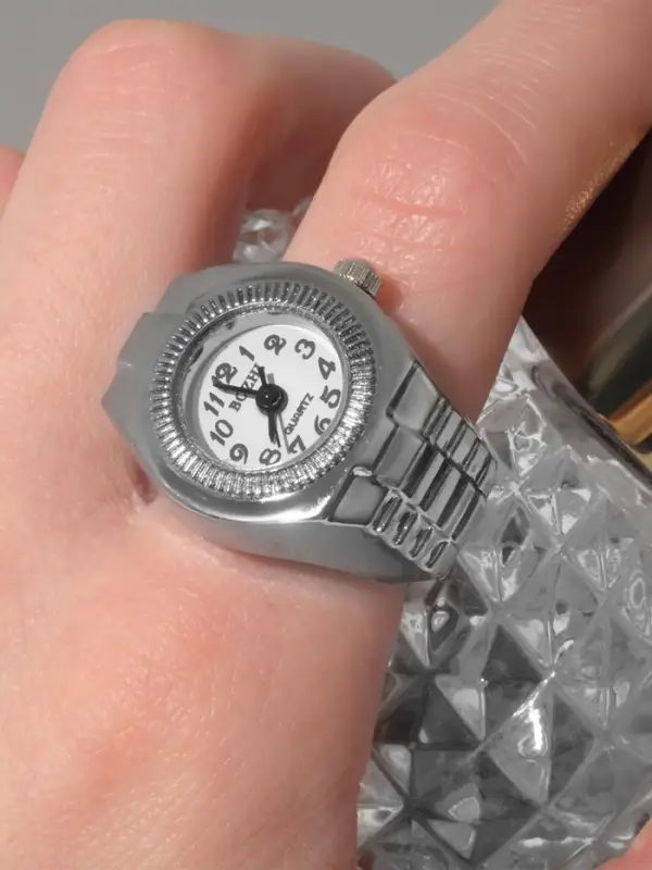 Кольцо &laquo;Время&raquo;, часы круг, цвет серебро