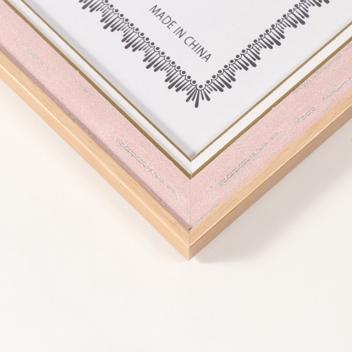 Фоторамка пластик формат А4 Фоторамка пластик формат А4 "Антик" розовая с белой полосой 1,5х24,8х33,5 см