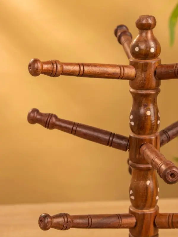 Подставка для кружек "Дерево" 12х12х34 см, дерево шишам