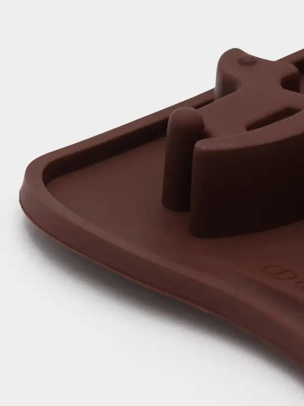 Форма для конфет и шоколада Доляна &laquo;Детские игрушки&raquo;, силикон, 21&times;11 см, 15 ячеек (3.5&times;2 см), МИКС