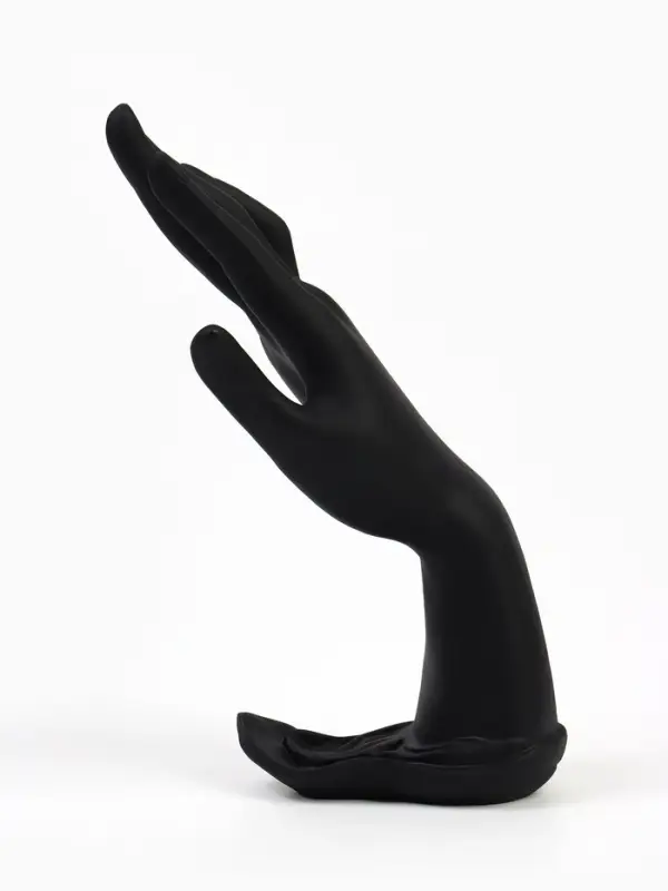 Подставка для украшений &laquo;QF. Рука&raquo;, 9&times;12&times;22 см, чёрная