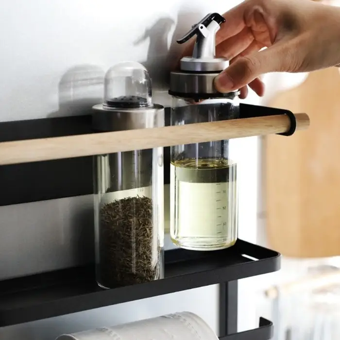 Держатель для кухонных принадлежностей на магните Доляна, 6 крючков, 4 направляющих, 34&times;24.5&times;6.5 см, коричневый