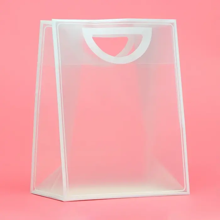 Пакет ПП с вырубной ручкой, прозрачный, 30&times;23&times;15 см, белый