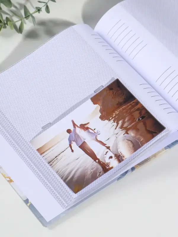 Фотоальбом на 200 фото 10х15 см "Бело-серый мрамор" бумажные листы 5х22х22 см