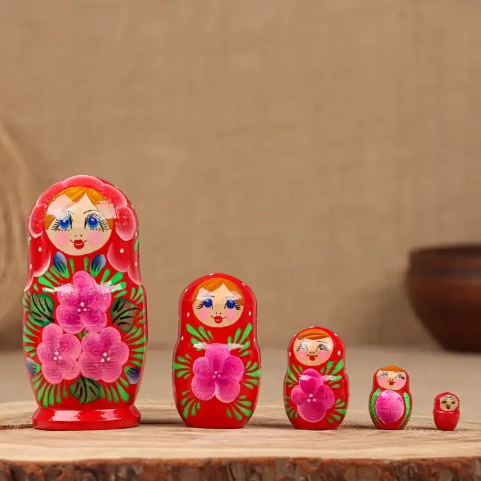 Матрёшка  Матрёшка "Нина", красное платье,  5-кукольная, 11 см
