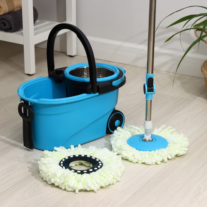 Швабра с отжимом Доляна: ведро с металлической центрифугой, 18 л, запасная насадка из микрофибры, цвет синий Швабра с отжимом Доляна: ведро с металлической центрифугой, 18 л, запасная насадка из микрофибры, цвет синий
