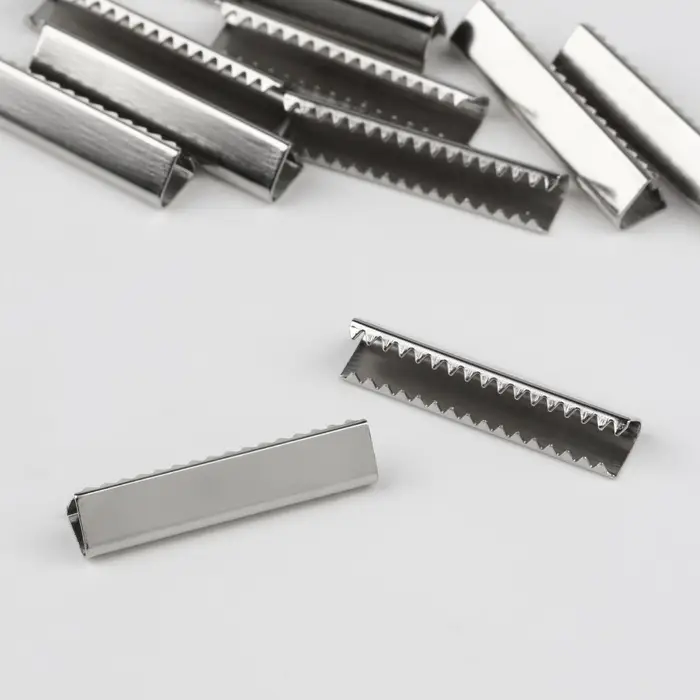 Наконечник-зажим для стропы, 5.8×25 мм, 10 шт., цвет серебряный Наконечник-зажим для стропы, 5.8×25 мм, 10 шт., цвет серебряный