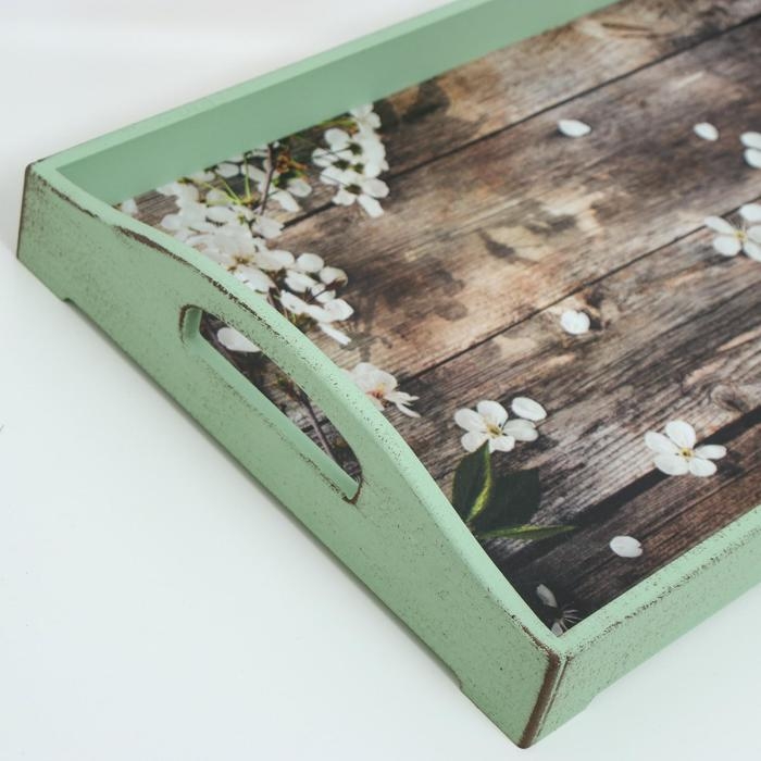 Поднос деревянный для завтрака Поднос деревянный для завтрака "Прованс. Лепестки яблони", 43×27.5×7 см, зелёный