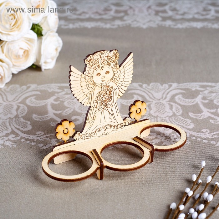 Подставка под 3 яйца Подставка под 3 яйца "Ангел с цветами", 15,0х7,0х10,5 см