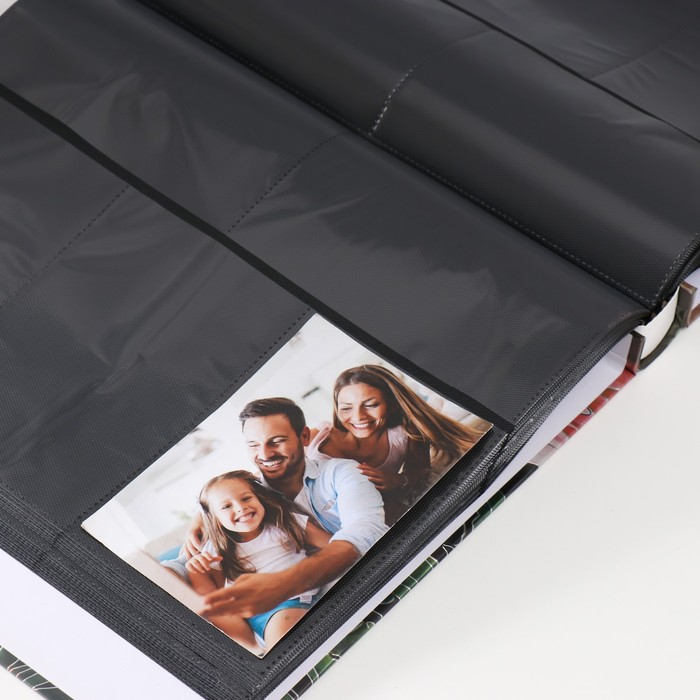 Фотоальбом на 480 фото 10х15 + 10 фото 15х21 в коробке Фотоальбом на 480 фото 10х15 + 10 фото 15х21 в коробке "Цветы" 35х31х6 см