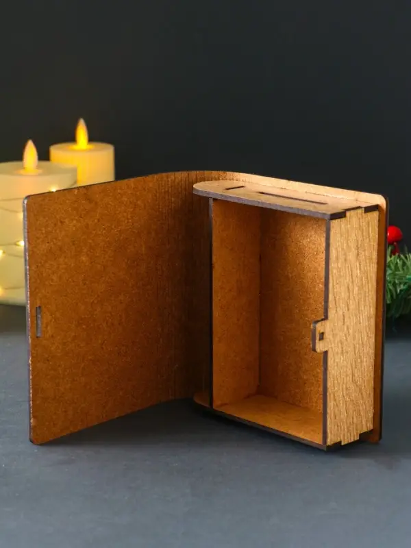 Новогодняя копилка-шкатулка "Тройка лошадей" 14х12х5 см