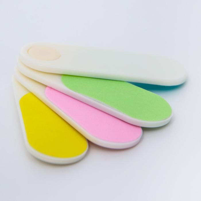 Набор маникюрный детский, 4 предмета: безопасные ножницы, щипчики с ручкой, пилочка, пинцет, цвет белый Набор маникюрный детский, 4 предмета: безопасные ножницы, щипчики с ручкой, пилочка, пинцет, цвет белый