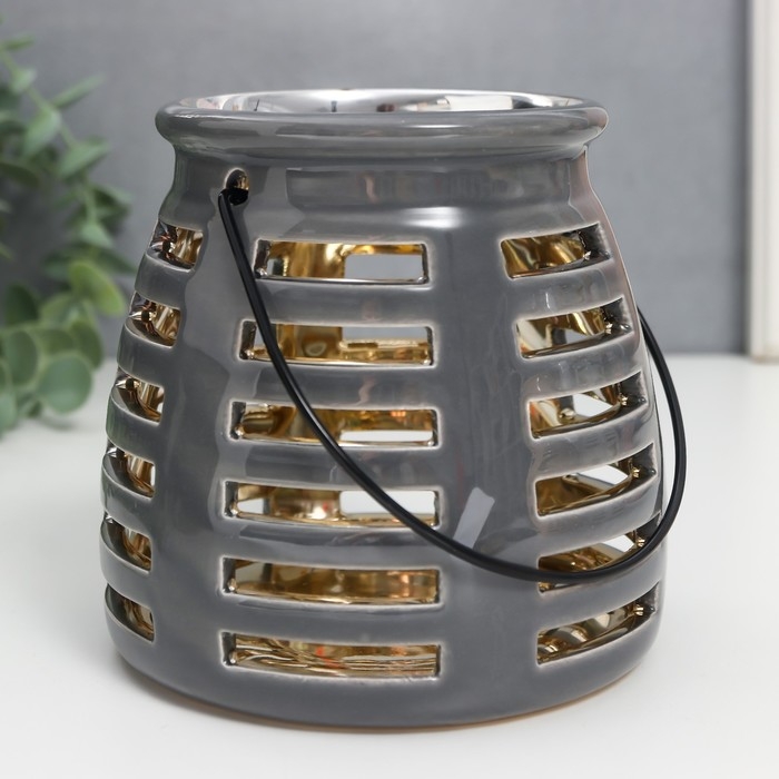 Подсвечник керамика на 1 свечу Подсвечник керамика на 1 свечу "Фонарь. Полосы" внутри золото МИКС 11,5х11,5х11 см