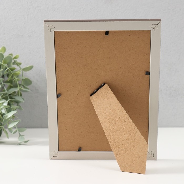 Фоторамка пластик 13х18 см Фоторамка пластик 13х18 см "Муза" какао 20,7х15,7х1,1 см