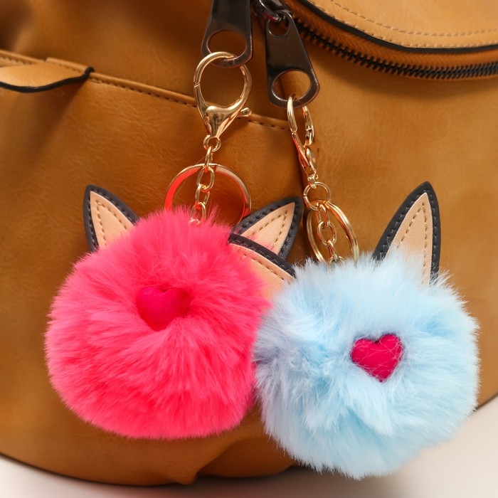 Пушистик на кольце "Зайка" МИКС d=7 см