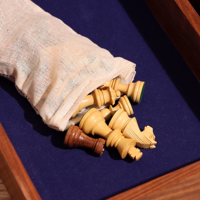 Игра настольная 4в1 (шахматы + домино + шашки + кубики), доска 35х35 см, дерево шишам Игра настольная 4в1 (шахматы + домино + шашки + кубики), доска 35х35 см, дерево шишам