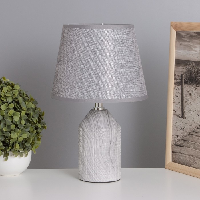 Лампа настольная Лампа настольная "Жизель" 1х40Вт Е14 серебро 20х20х32см