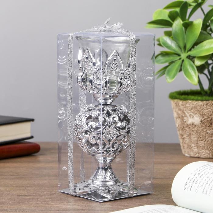 Подсвечник пластик, стекло на 1 свечу Подсвечник пластик, стекло на 1 свечу "Ажурный шар" бокал на ножке серебро 15х6х6 см