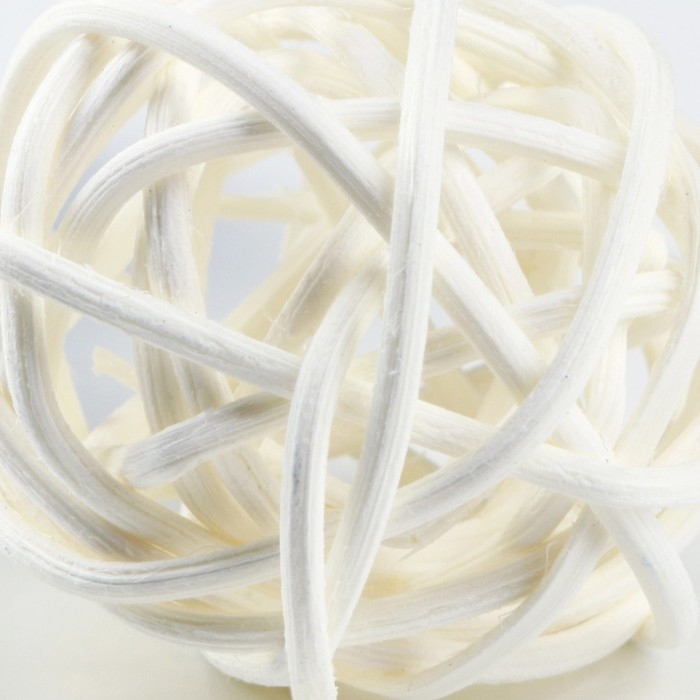 Набор из 2 плетёных шариков из лозы без бубенчиков, 3 см, белый/синий Набор из 2 плетёных шариков из лозы без бубенчиков, 3 см, белый/синий