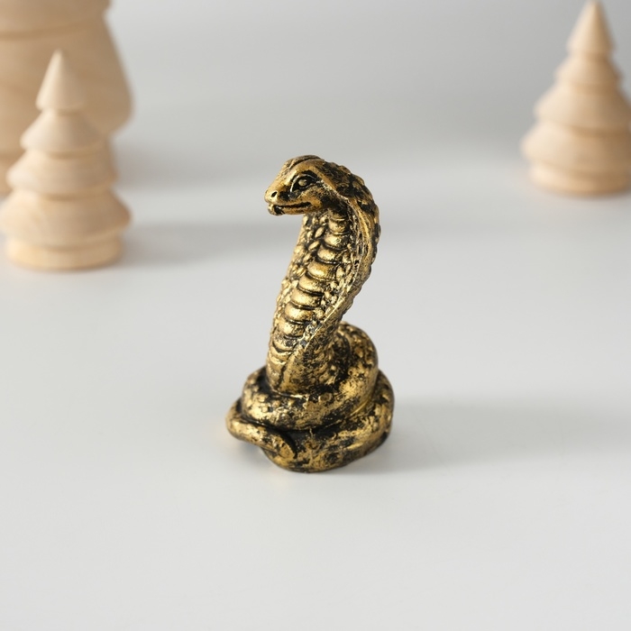 Сувенир полистоун Сувенир полистоун "Кобра" чёрно-золотая 4,3х6 см