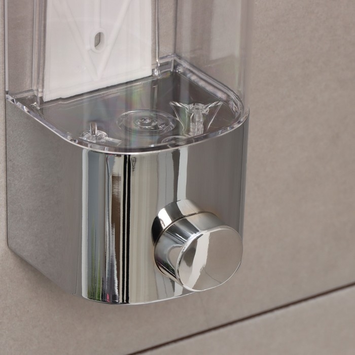 Диспенсер механический для антисептика и жидкого мыла, 500 мл, цвет серебристый Диспенсер механический для антисептика и жидкого мыла, 500 мл, цвет серебристый