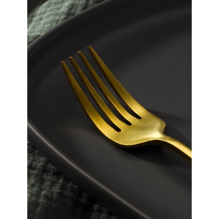 Вилка столовая из нержавеющей стали Magistro «Оску базис», h=20,5 см, цвет золотой Вилка столовая из нержавеющей стали Magistro «Оску базис», h=20,5 см, цвет золотой