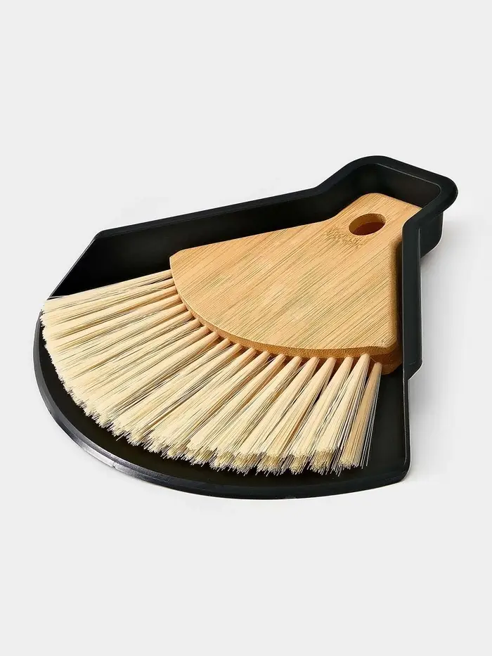 Щетка с совком "Meli", бамбуковая ручка, цвет черный 20х19 см Щетка с совком "Meli", бамбуковая ручка, цвет черный 20х19 см