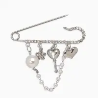 Булавка "Ключик от сердца", l=6.5, цвет белый в серебре