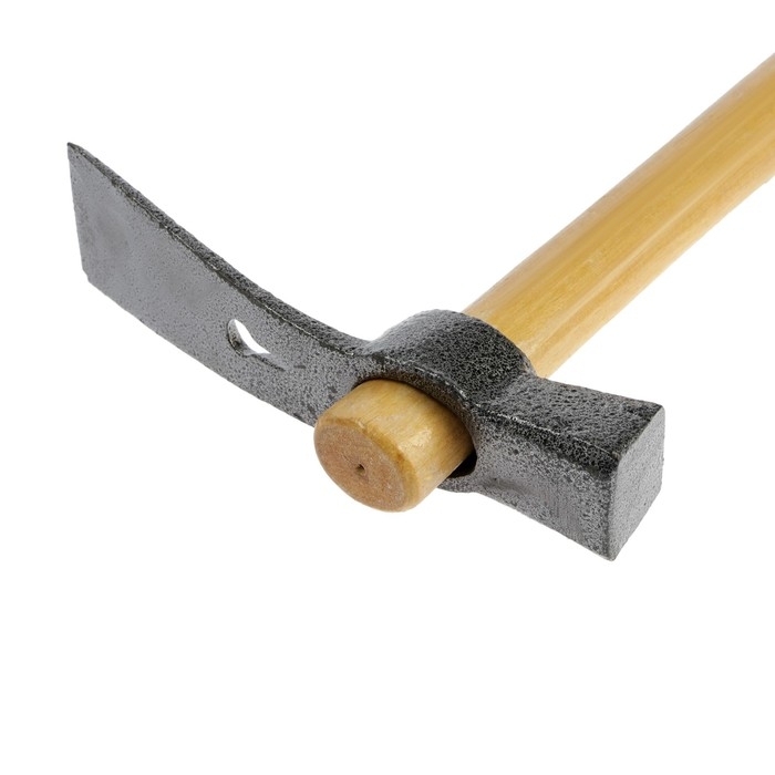 Кирка-молоток ТУНДРА, кованая, деревянная рукоятка 380 мм, 500 г Кирка-молоток ТУНДРА, кованая, деревянная рукоятка 380 мм, 500 г
