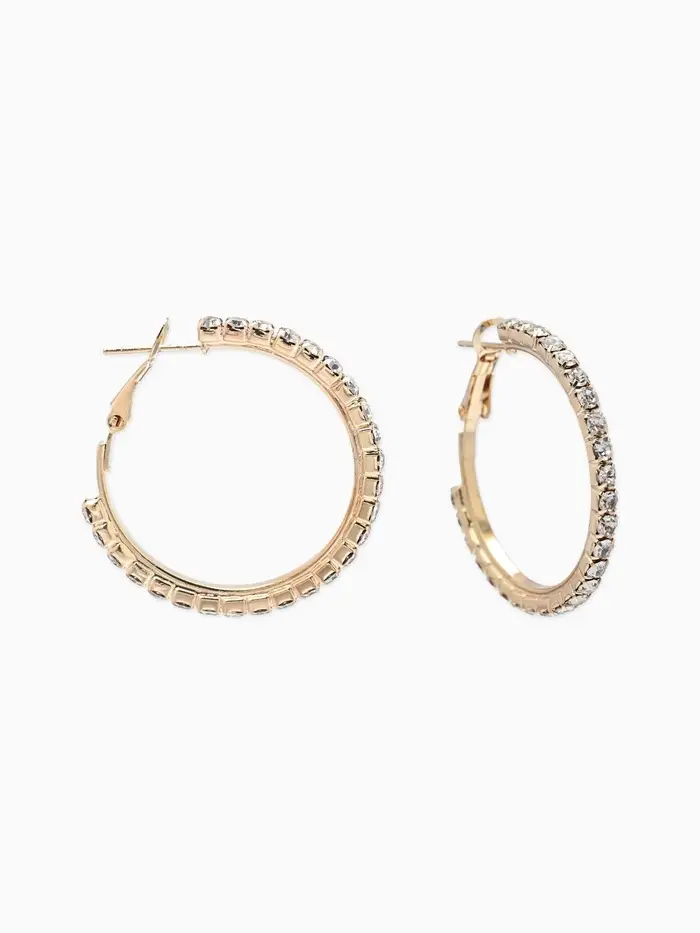 Серьги-кольца со стразами d=3.5 см, белые в золоте