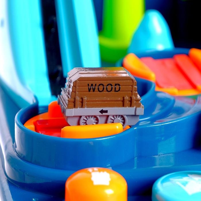 Настольная игра-лабиринт «Приключения динозавров», 2 машинки Настольная игра-лабиринт «Приключения динозавров», 2 машинки