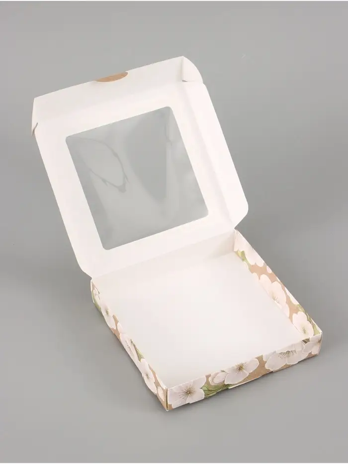 Коробка подарочная самосборная с окном &laquo;Цветы&raquo;, 16&times;16&times;3 см